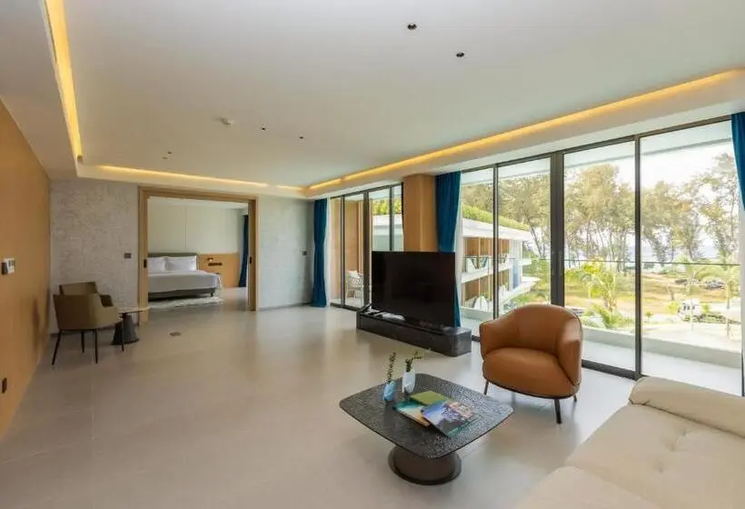 キングサイズベッドのスイートルーム, Kora Beach Resort Phuket