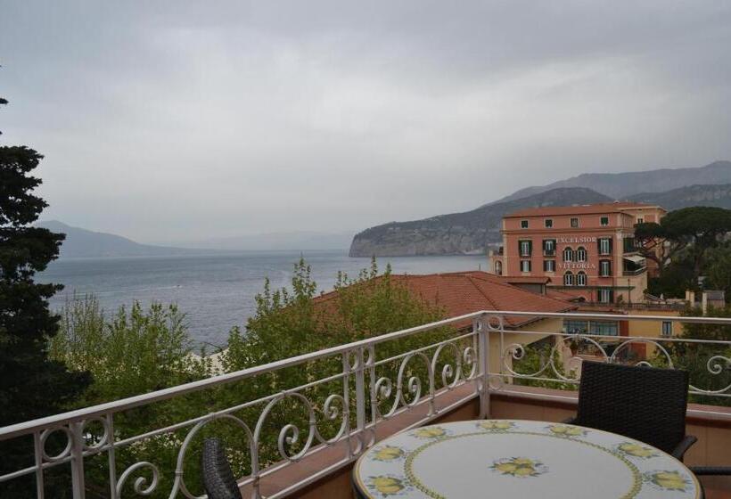 1침실 테라스 아파트 바다 전망, Al Centro Suites