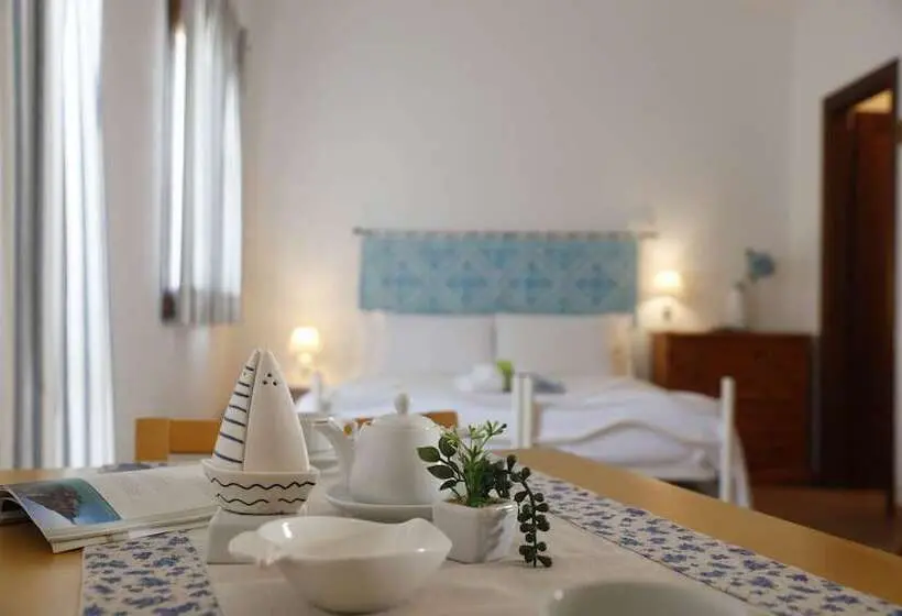 インサイドのスタンダードスタジオ, Il Melo Residence