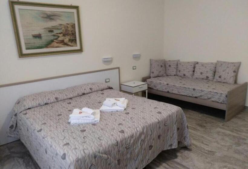 اتاق استاندارد چهار تخته, La Branda Brin Guest House