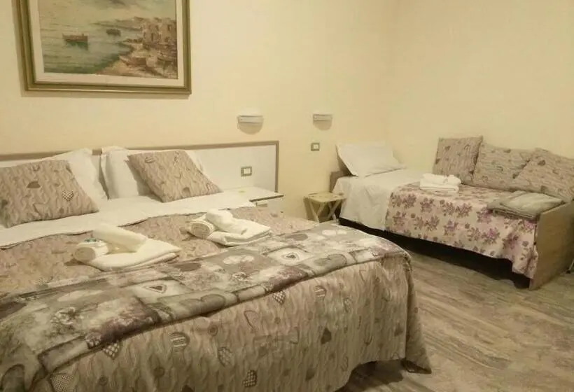 اتاق استاندارد چهار تخته, La Branda Brin Guest House