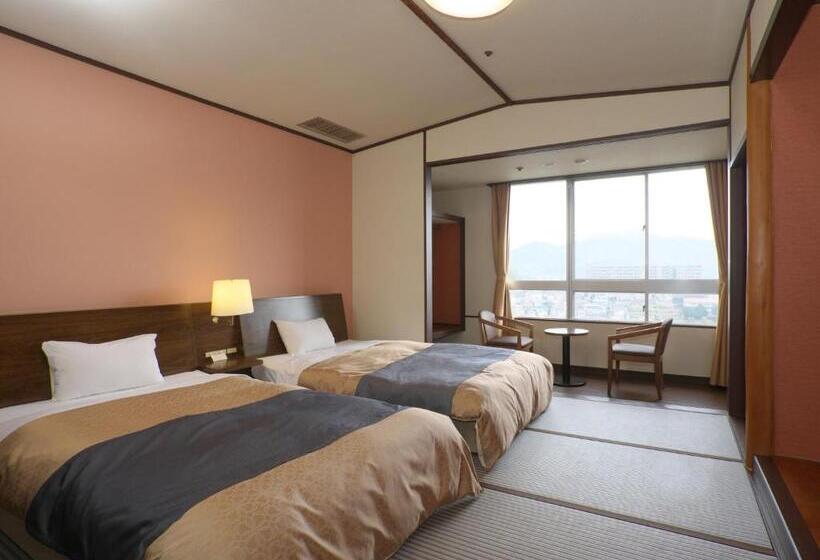 غرفة قياسية, Nagasaki Nisshokan