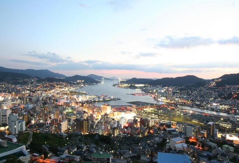 Номер Стандарт Вид на Город, Nagasaki Nisshokan