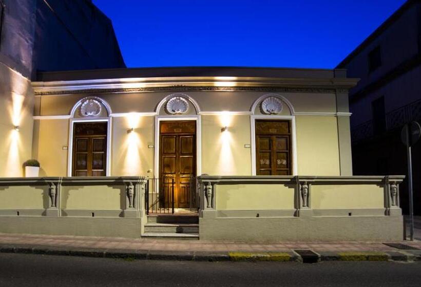 Четырехместный Номер Стандарт, Villa Teresa