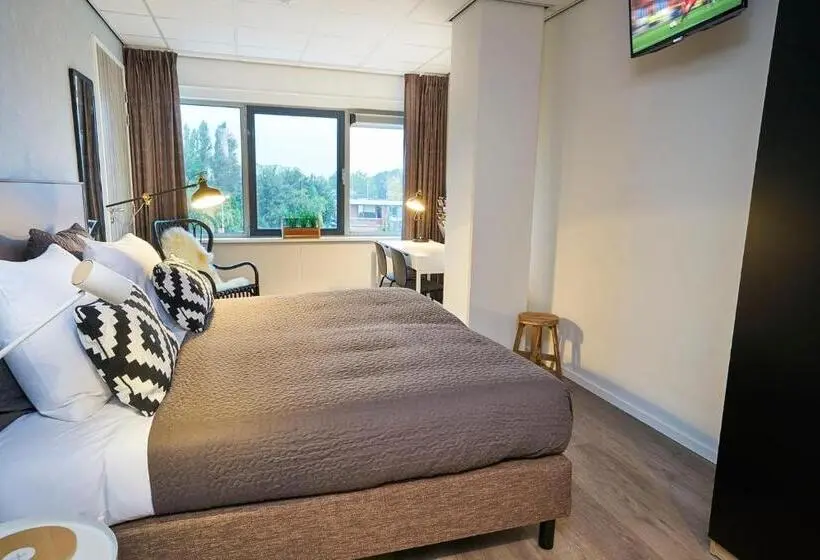 Huoneisto 2 Makuuhuonetta, Amrâth Apart Hotel Schiphol Badhoevedorp