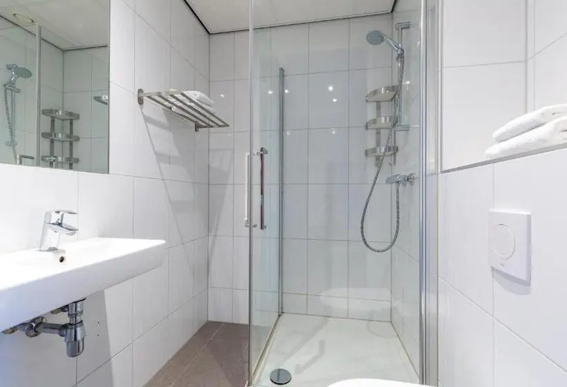 Huoneisto 2 Makuuhuonetta, Amrâth Apart Hotel Schiphol Badhoevedorp