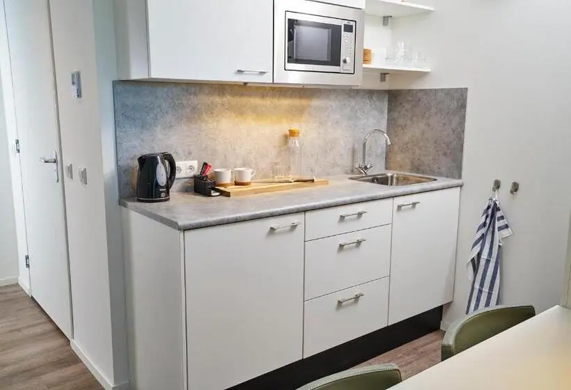 Huoneisto 2 Makuuhuonetta, Amrâth Apart Hotel Schiphol Badhoevedorp