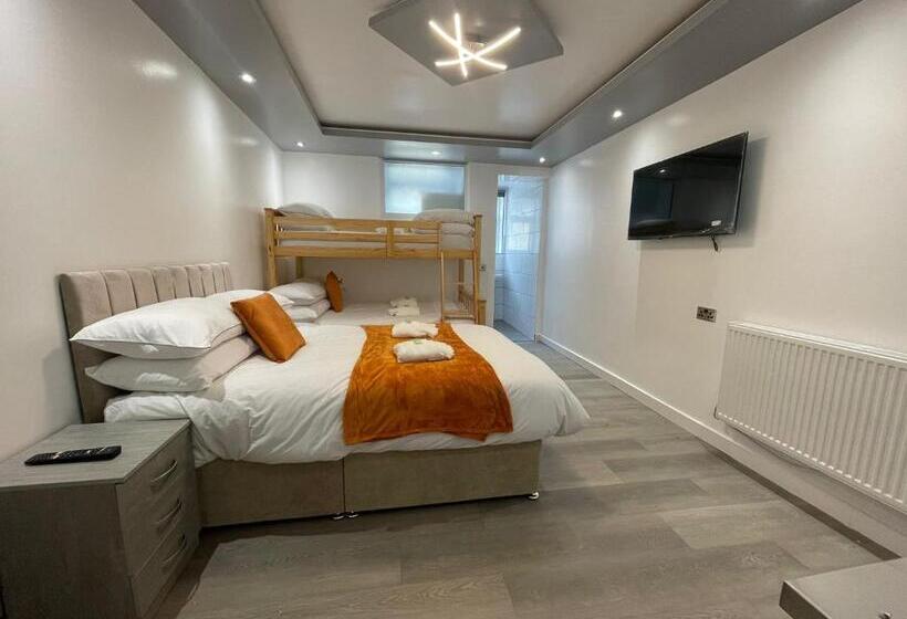 חדר משפחתי, Araan House Hotel Families And Couples Only