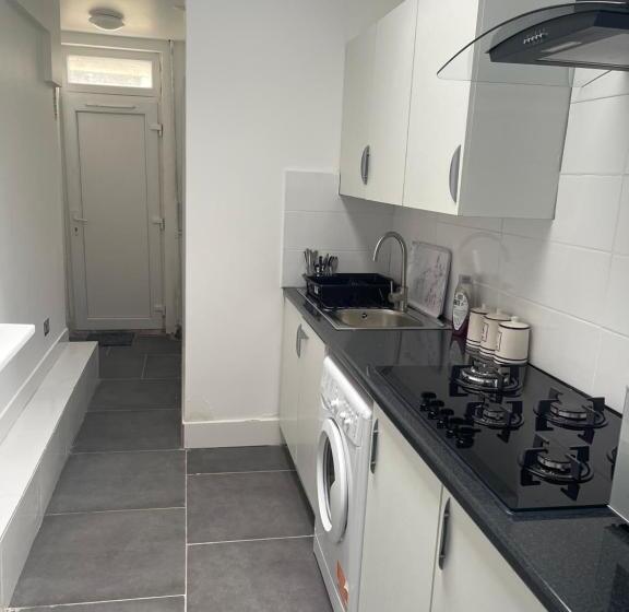 דירת חדר, Araan House Hotel Families And Couples Only