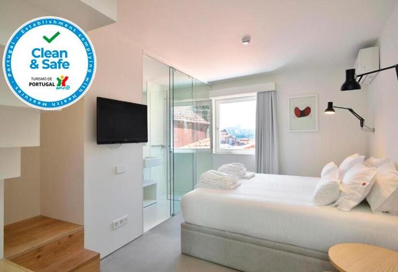 اتاق خانوادگی, House Of Artists