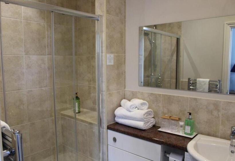 스탠다드 룸, Brantfell House