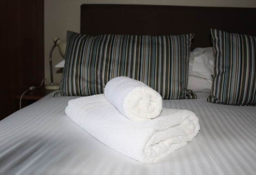 기본룸, Brantfell House