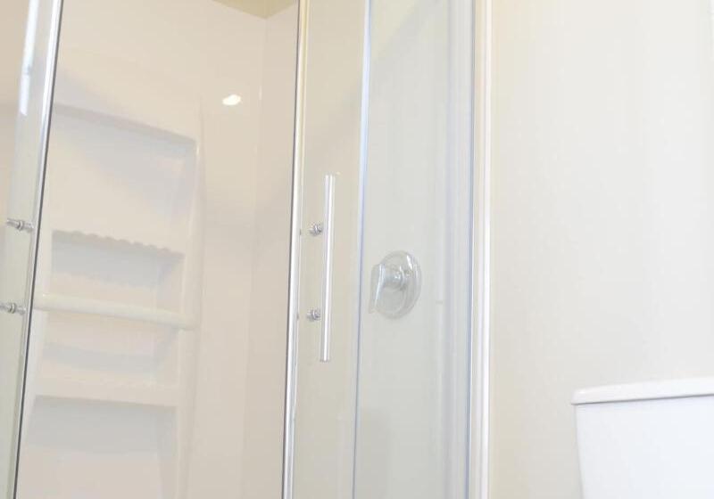 חדר סטנדרט יחיד, Bridge Backpackers