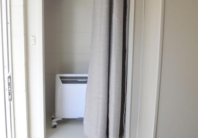 חדר סטנדרט יחיד, Bridge Backpackers