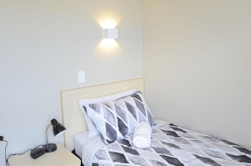 חדר סטנדרט יחיד, Bridge Backpackers