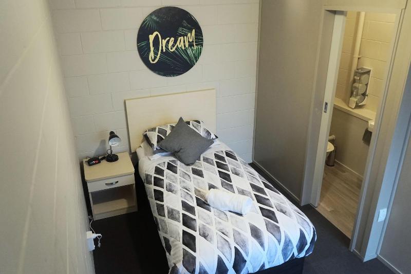 חדר סטנדרט יחיד, Bridge Backpackers