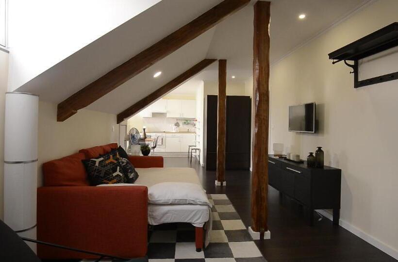 Семейное Студио, Casa Da Matriz