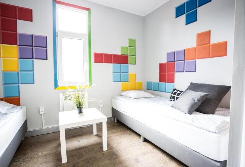 اتاق استاندارد با سرویس بهداشتی مشترک, Tetris Sopot
