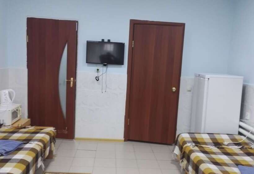 四人标准间, Admiral Hotel Hostel