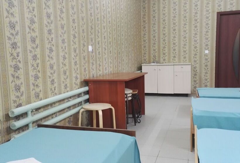 家庭工作室, Admiral Hotel   Hostel