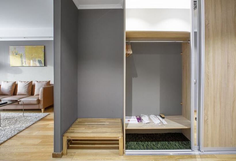 סוויטה, Azimut City Hotel Khabarovsk