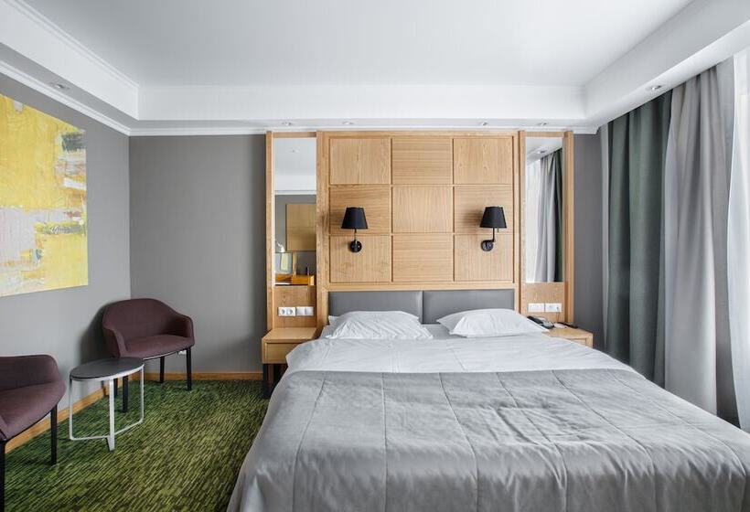 סוויטה, Azimut City Hotel Khabarovsk