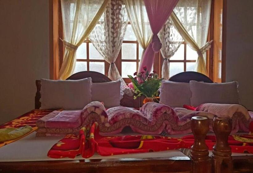 ファミリールーム, Belview Guest House