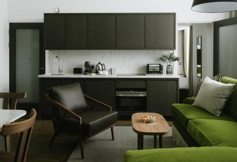 آپارتمان لوکس 2 خوابه, Cheval The Edinburgh Grand