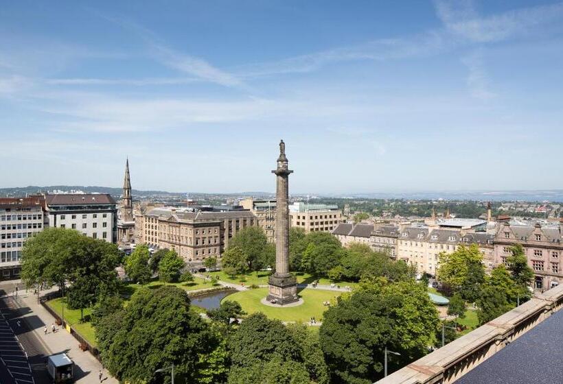 سوییت, Cheval The Edinburgh Grand