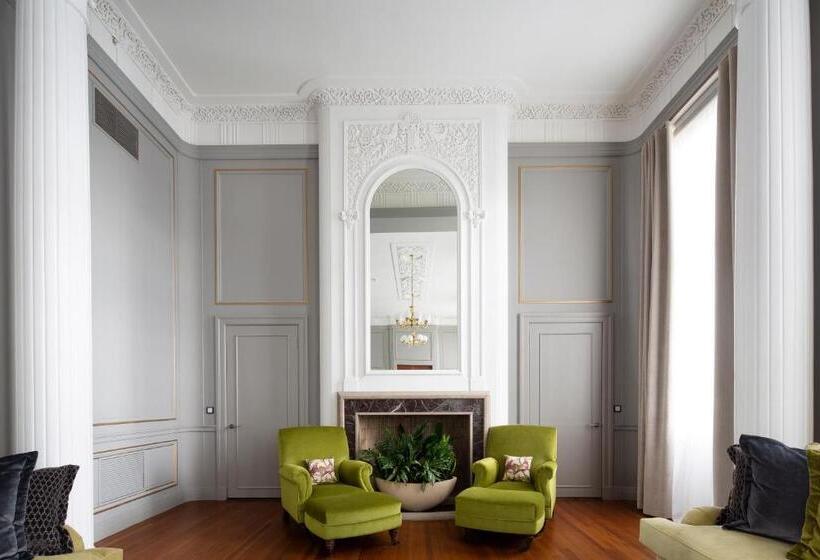 سوییت, Cheval The Edinburgh Grand