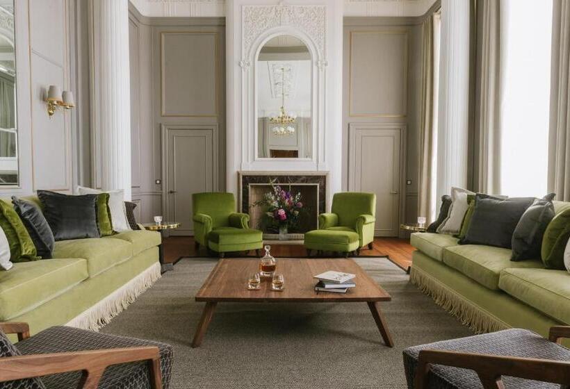 سوییت, Cheval The Edinburgh Grand