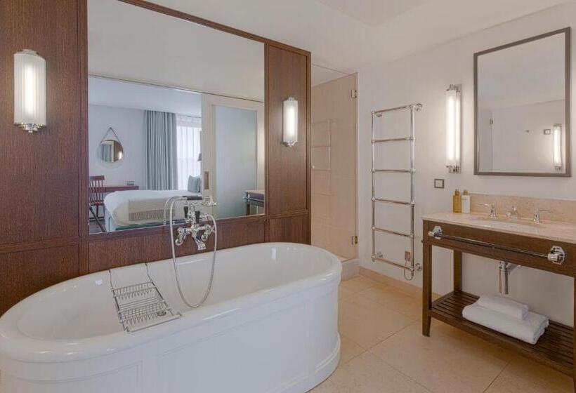 1 Bedroom Penthouse Apartment, Cheval The Edinburgh Grand