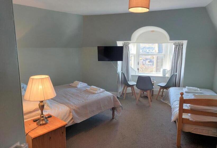 패밀리 룸, Eddlewood Guest House