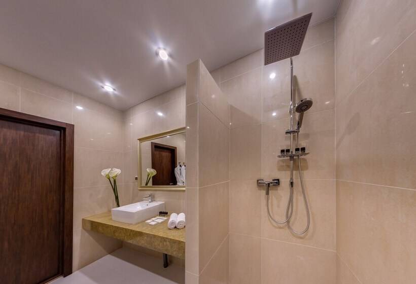 سوئیت پرزیدنت, Garden Spa