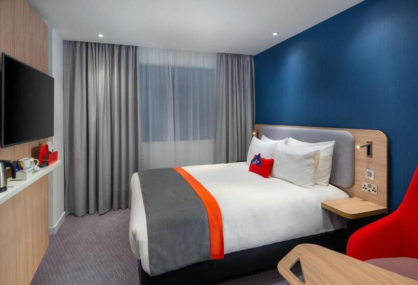 Номер Стандарт, Holiday Inn Express   London Heathrow T4, An Ihg
