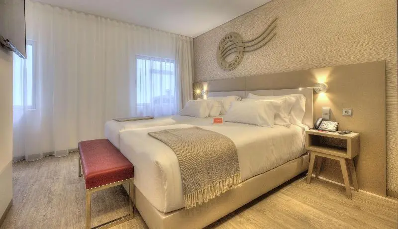 اتاق استاندارد, Holiday Inn Express   London Heathrow T4, An Ihg