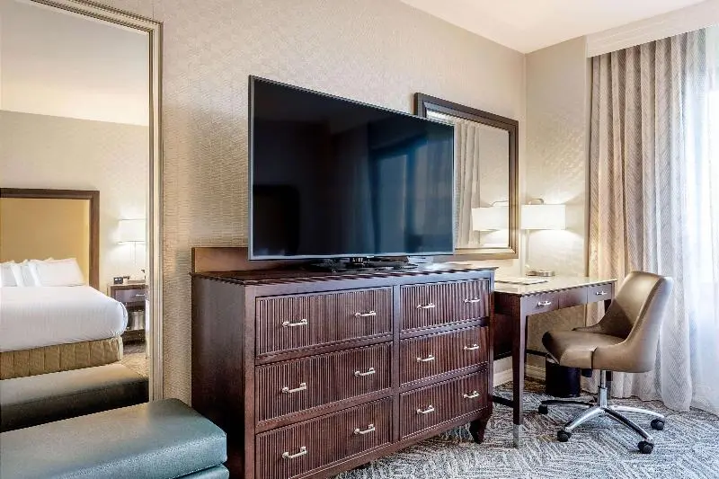 اتاق استاندارد برای معلولان, Holiday Inn Express   London Heathrow T4, An Ihg