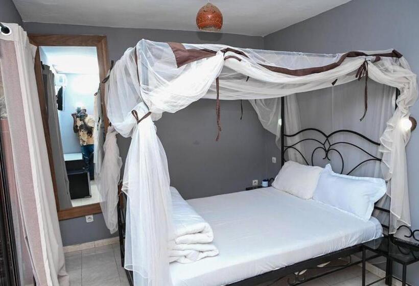 اتاق استاندارد, Le Trarza