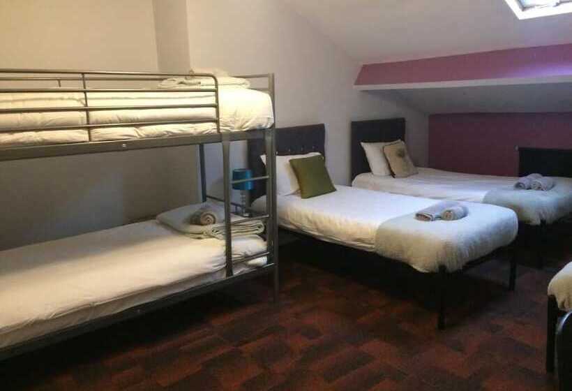 家庭间, Queens Guesthouse Manchester