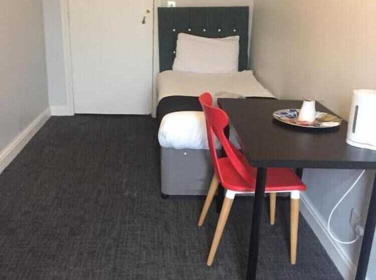 חדר יחיד בסיסי, Queens Guesthouse Manchester