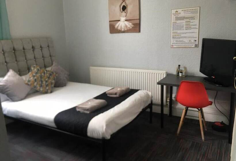 标准三人间, Queens Guesthouse Manchester