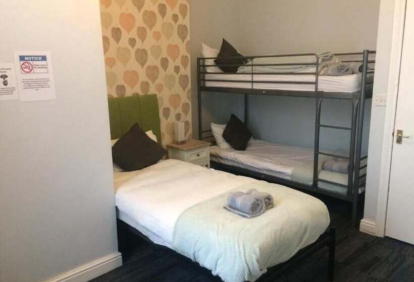 标准间, Queens Guesthouse Manchester