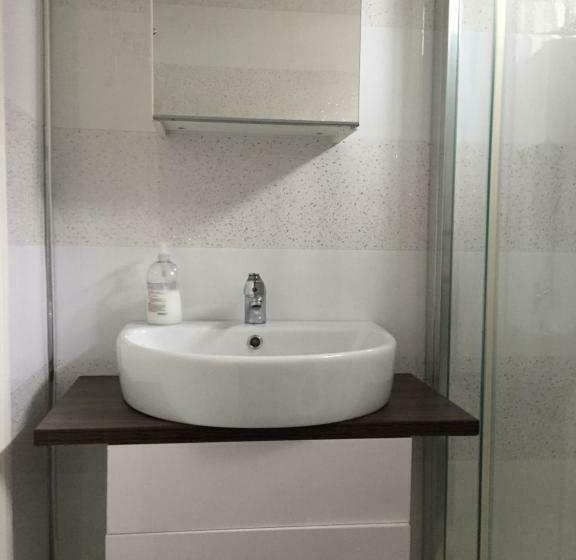 标准间, Queens Guesthouse Manchester