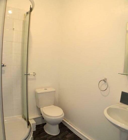 标准单人间, Queens Guesthouse Manchester