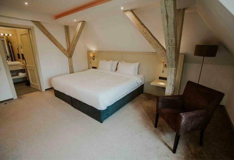 스탠다드 룸, Republique