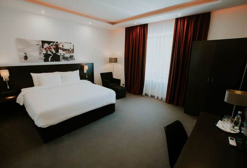 발코니 수피리어 룸, Republique