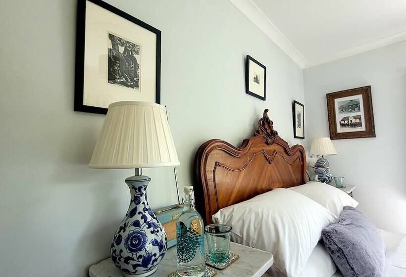 اتاق استاندارد, The Old School B&b