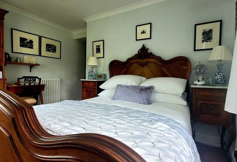 اتاق استاندارد, The Old School B&b