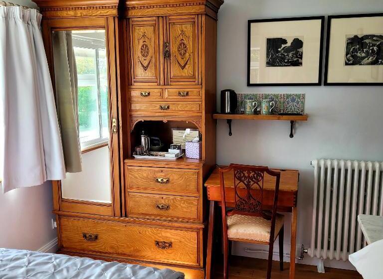 اتاق استاندارد, The Old School B&b