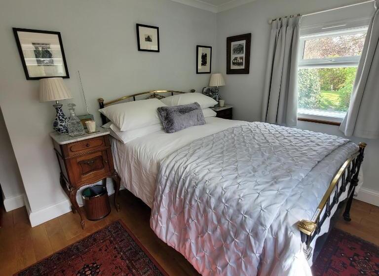 اتاق استاندارد, The Old School B&b